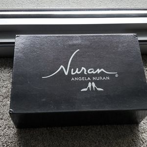 Angela Nuran size 7.5 Starletta